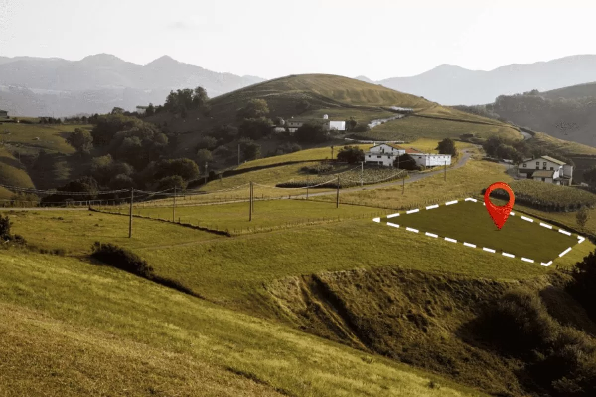 imagem ilustrando artigo Terreno com declive: 4 exemplos de projetos para sua casa